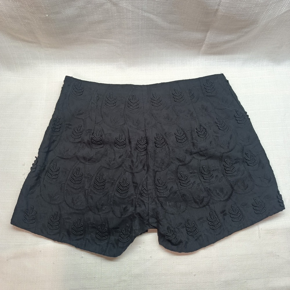 Little Joe Woman by Gail Elliott Black Cotton Embroidered Shorts Womens S Casual - Picture 7 of 8